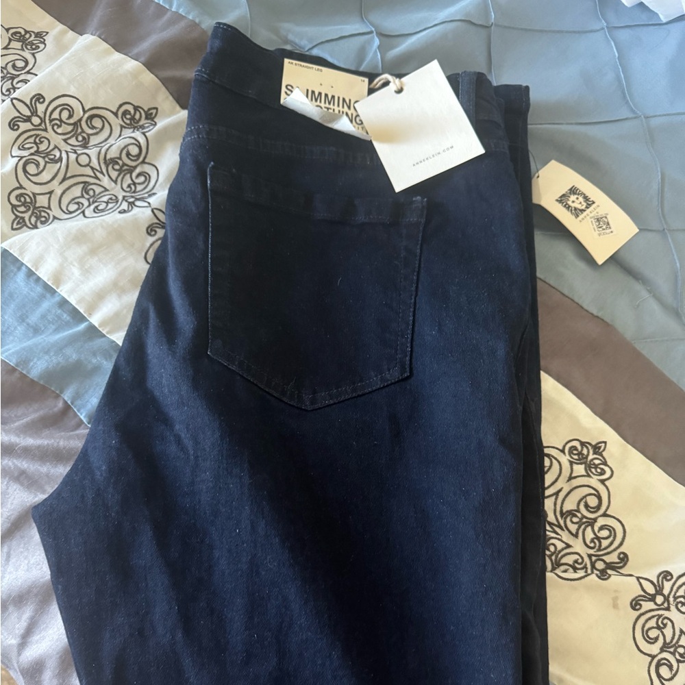 Anne Klein slimming smoothing jeans, brand new
